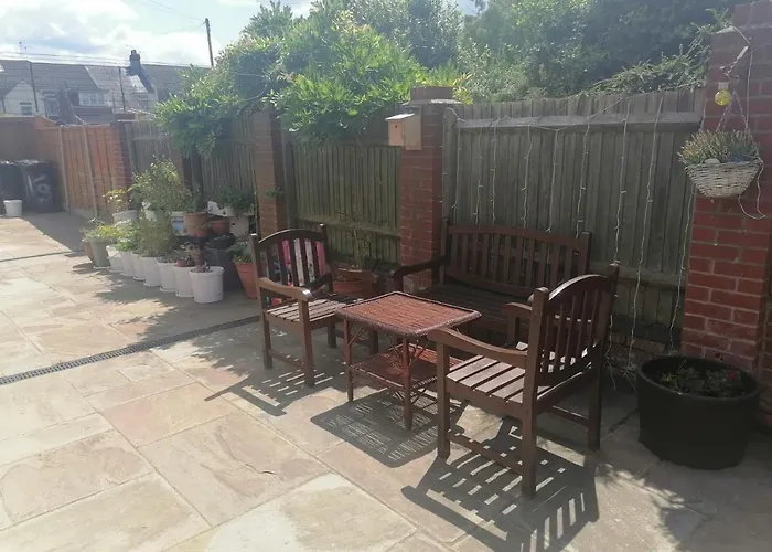 Big Private Room In Town Centre